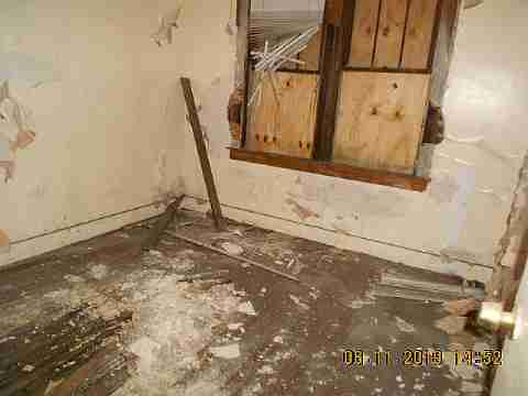 8061 E Grixdale (21)_m.jpg